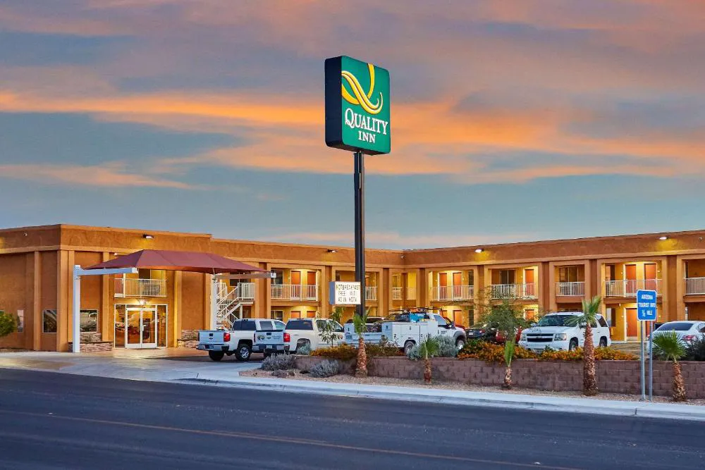 Quality Inn Parker hotel hero