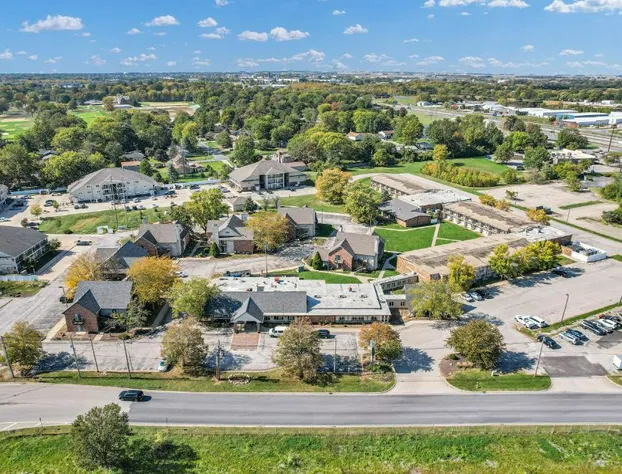 Eastlake Suites Hotel & Conference Center By OYO Urbana hotel detail image 2