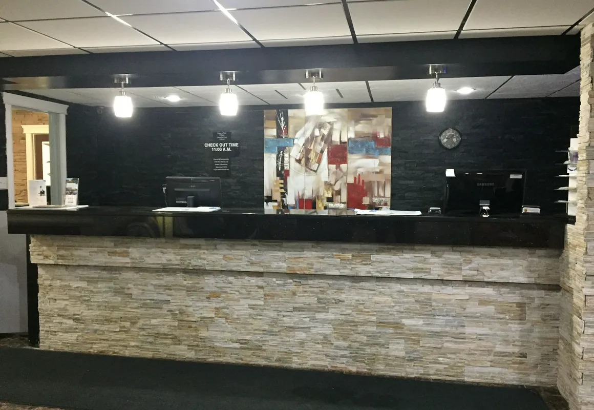 Super 8 by Wyndham Red Deer hotel hero