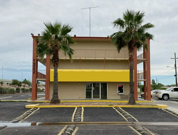 OYO Hotel Tucson Downtown hotel detail image 2