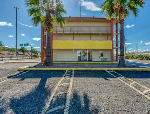 OYO Hotel Tucson Downtown hotel detail image 3