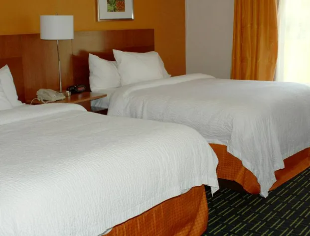 Fairfield Inn & Suites by Marriott Fairmont hotel detail image 4