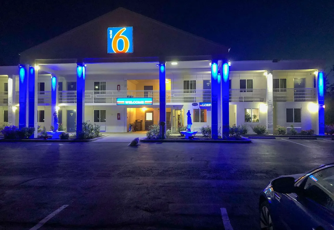 Motel 6 Martinsburg, Wv hotel hero