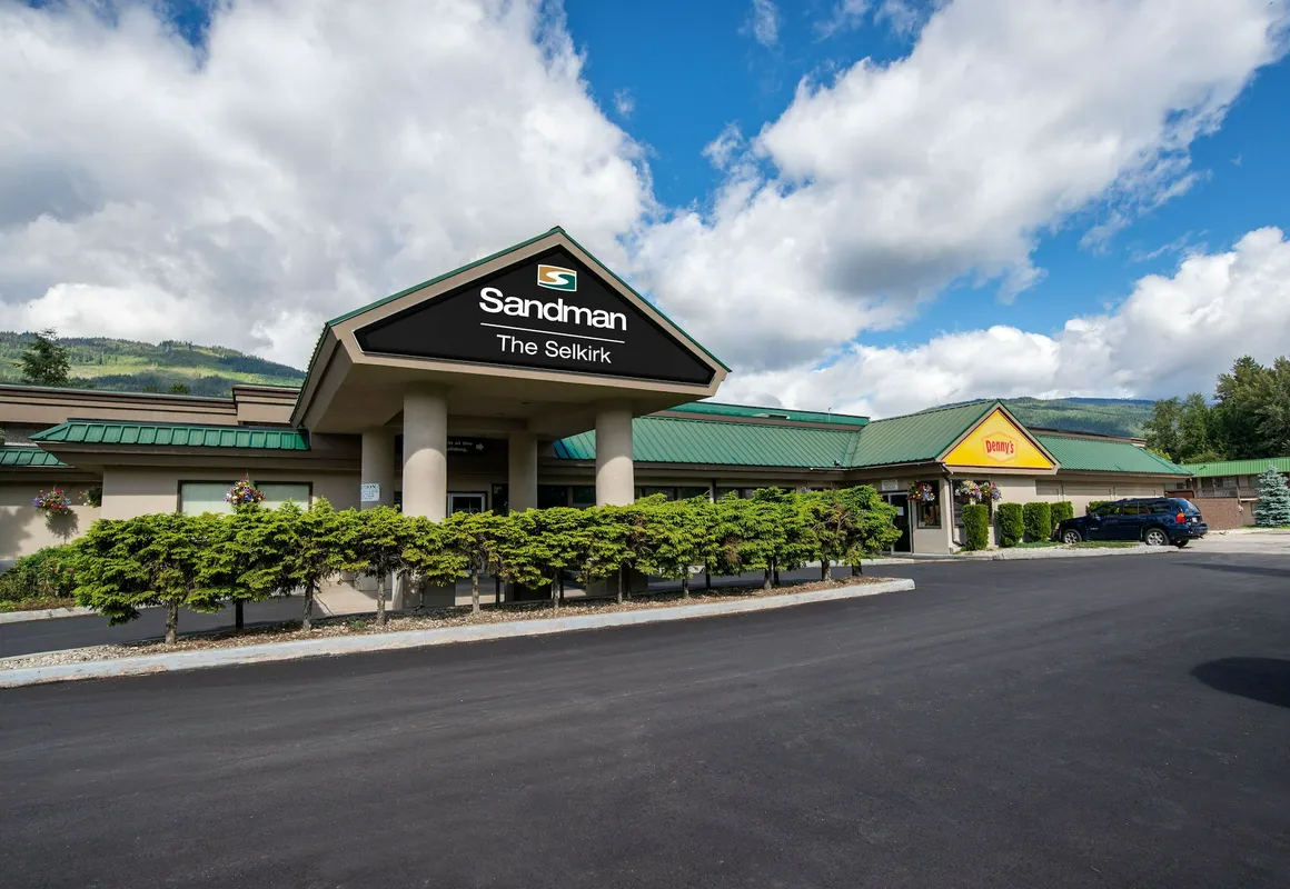 Sandman Hotel Revelstoke hotel hero