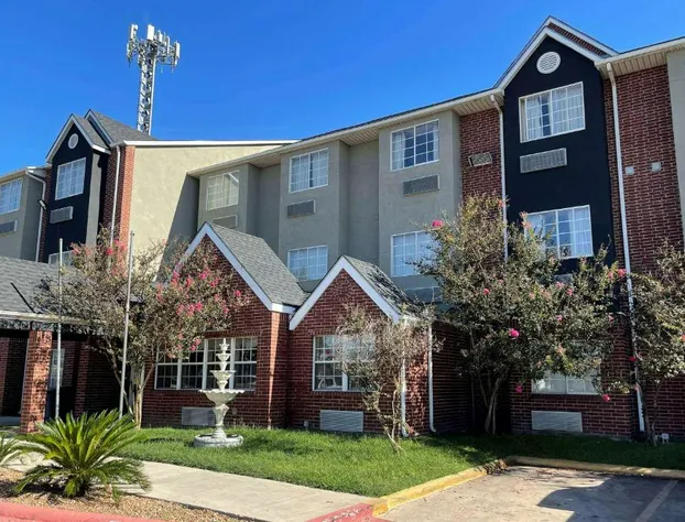 Super 8 by Wyndham San Antonio Downtown NE hotel detail image 3