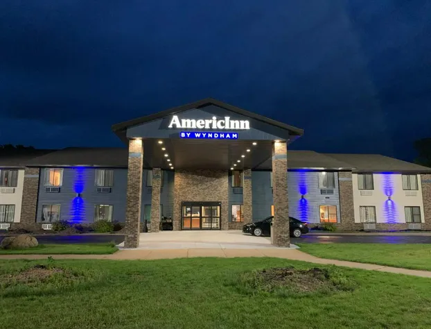 AmericInn by Wyndham Prairie du Chien hotel detail image 1