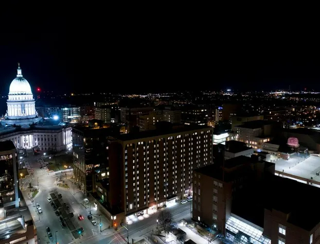 The Madison Concourse Hotel and Governor's Club hotel detail image 2