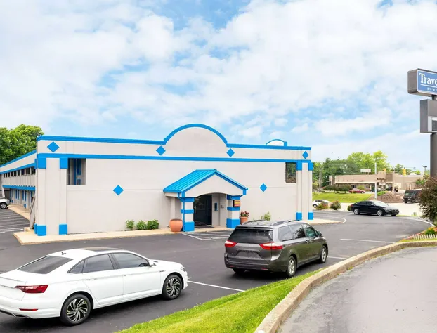 Travelodge by Wyndham Richmond IN hotel detail image 1