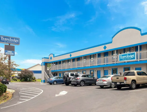 Travelodge by Wyndham Richmond IN hotel detail image 2