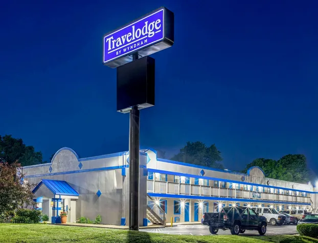 Travelodge by Wyndham Richmond IN hotel detail image 3