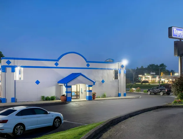 Travelodge by Wyndham Richmond IN hotel detail image 4