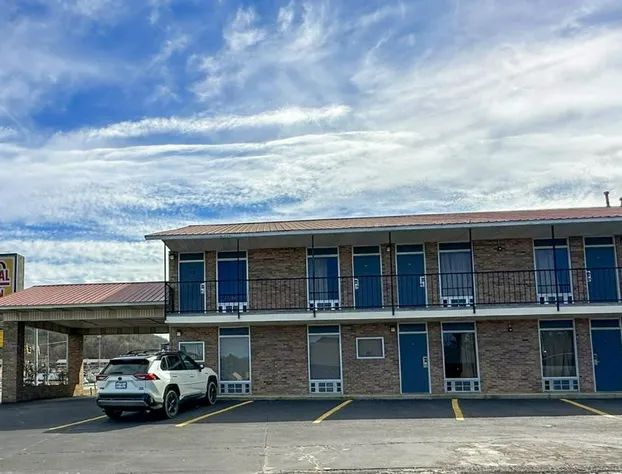 Regal Inn Guntersville Hwy 431 hotel detail image 2