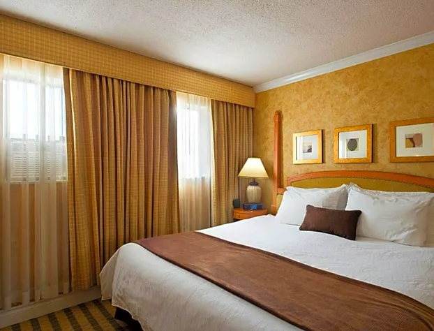 Sunset Inn and Suites hotel detail image 1