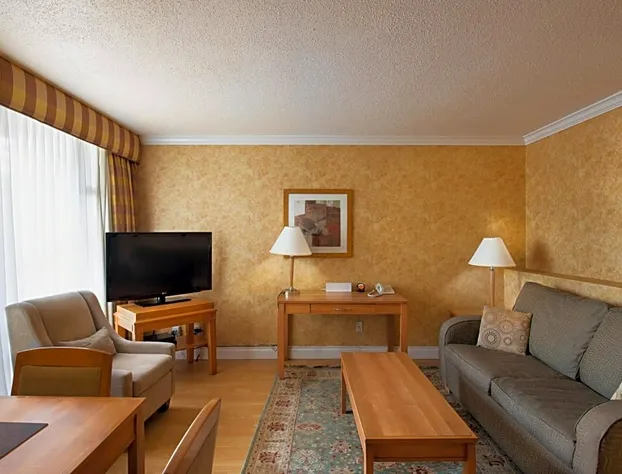 Sunset Inn and Suites hotel detail image 2