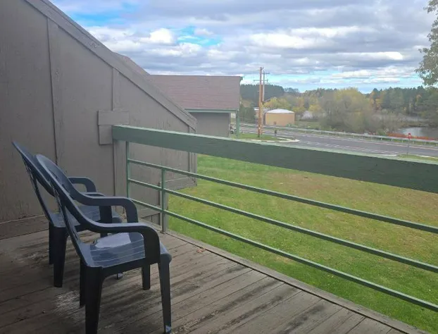 Timber Inn Motel hotel detail image 4