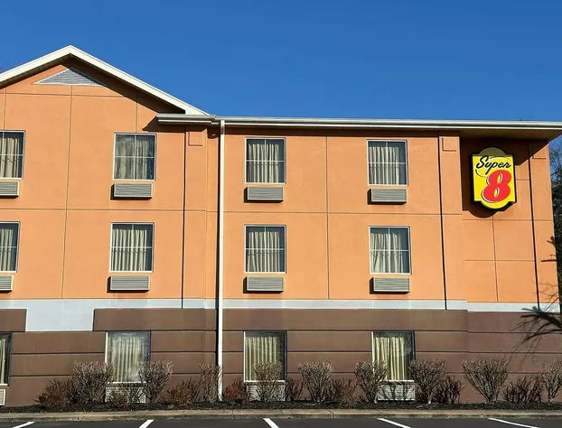 Super 8 by Wyndham Mars/Cranberry/Pittsburgh Area hotel detail image 1