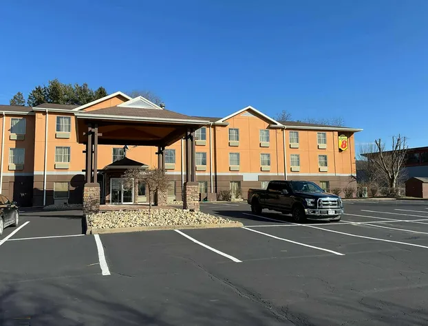 Super 8 by Wyndham Mars/Cranberry/Pittsburgh Area hotel detail image 3