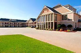 Econo Lodge Inn & Suites hotel detail image 2