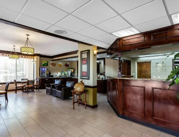 Quality Inn & Suites Mooresville - Lake Norman hotel detail image 4