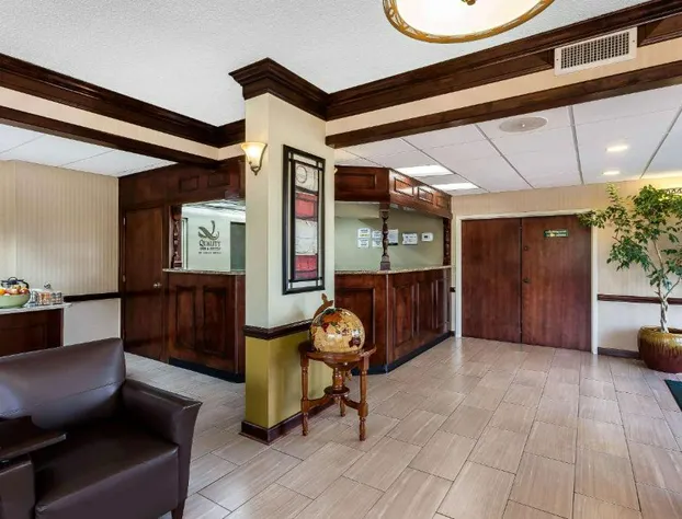 Quality Inn & Suites Mooresville - Lake Norman hotel detail image 3