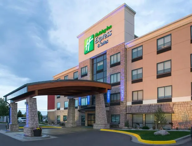 Holiday Inn Express Hotel & Suites Bismarck by IHG hotel detail image 4