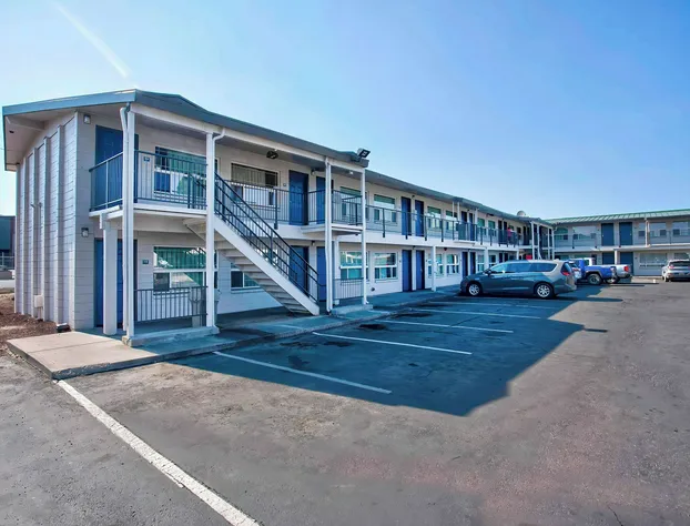 Motel 6 Bend, OR hotel detail image 1