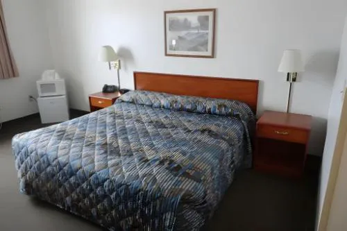 Quality Inn & Suites hotel detail image 1