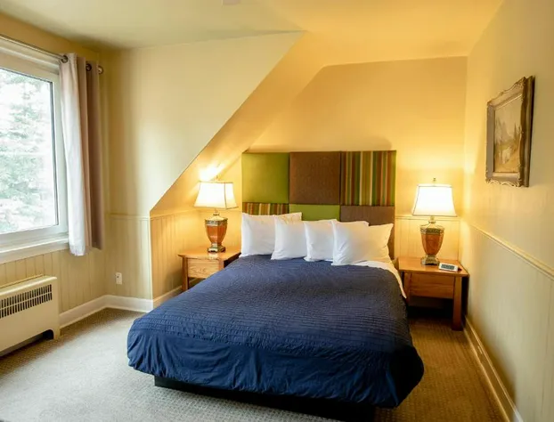 Banff Boutique Inn - Adults only hotel detail image 4