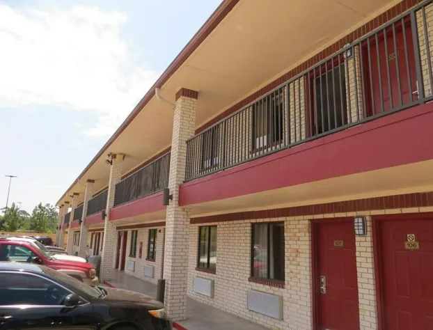 Palace Inn Wayside hotel detail image 1