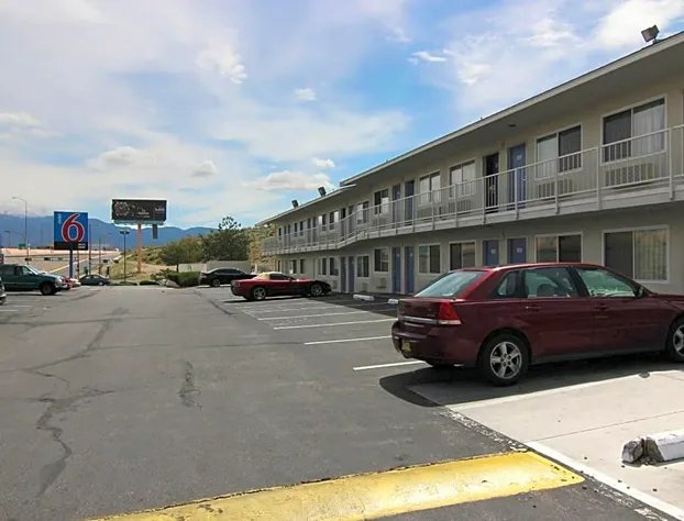 Motel 6 Albuquerque, NM - Midtown hotel detail image 1