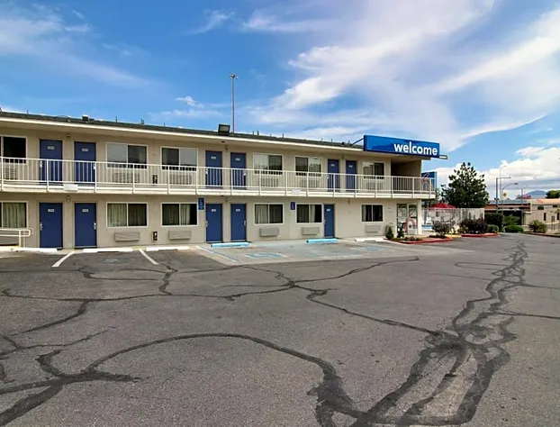Motel 6 Albuquerque, NM - Midtown hotel detail image 4