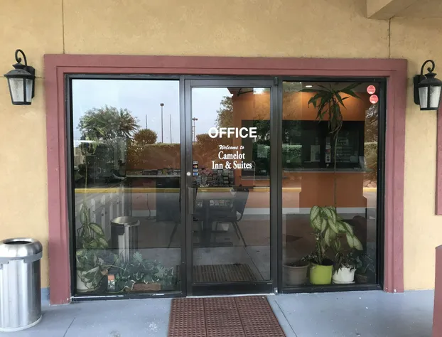 Camelot Inn & Suites Veterans Memorial NW Houston hotel detail image 3