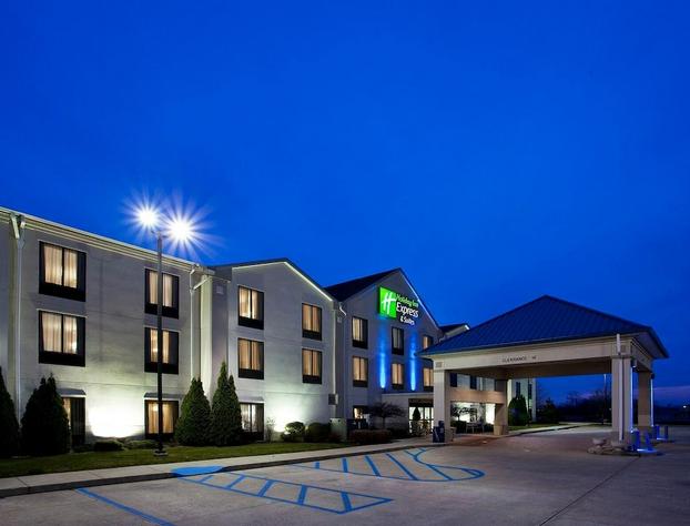 City Express By Marriott Findlay hotel detail image 1
