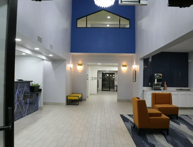 Quality Inn & Suites hotel detail image 4