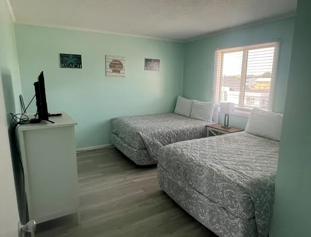 Sandy Shore Motel hotel detail image 3