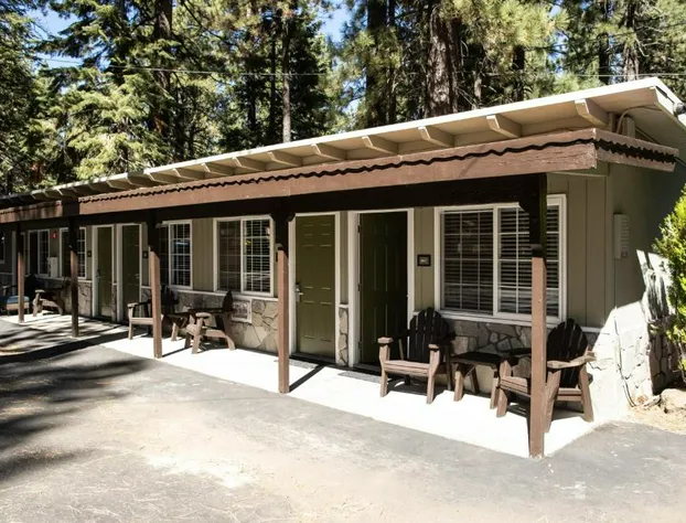 Emerald Bay Lodge hotel detail image 1