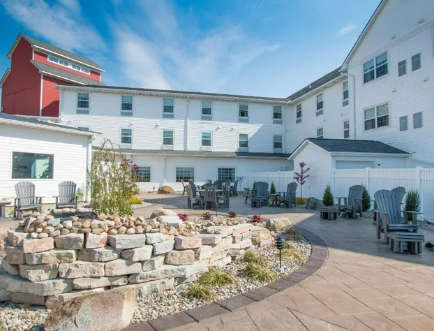 Blue Gate Garden Inn hotel detail image 1