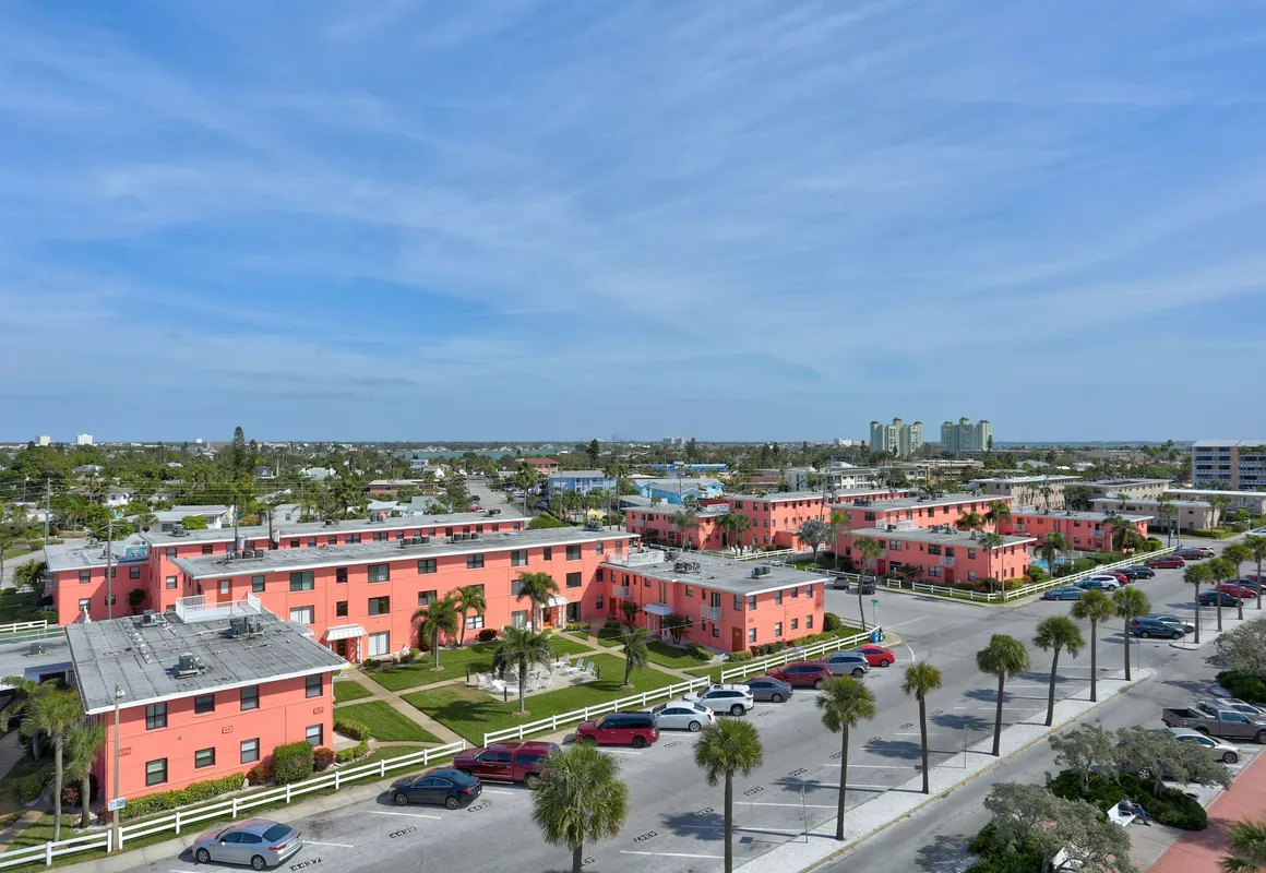 Gulf Winds Resort by Travel Resort Services hotel hero