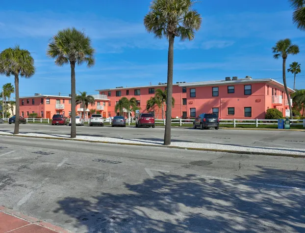 Gulf Winds Beach Resort hotel detail image 3