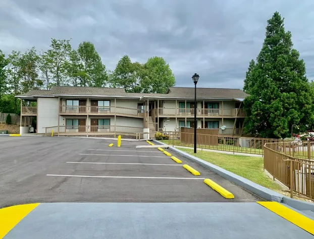 Quality Inn & Suites Mt Chalet hotel detail image 2