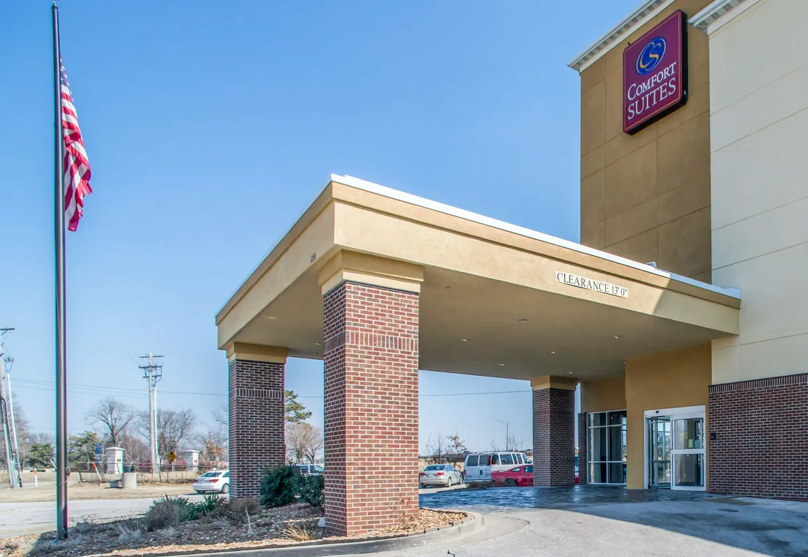 Comfort Suites Columbia - University Area hotel hero