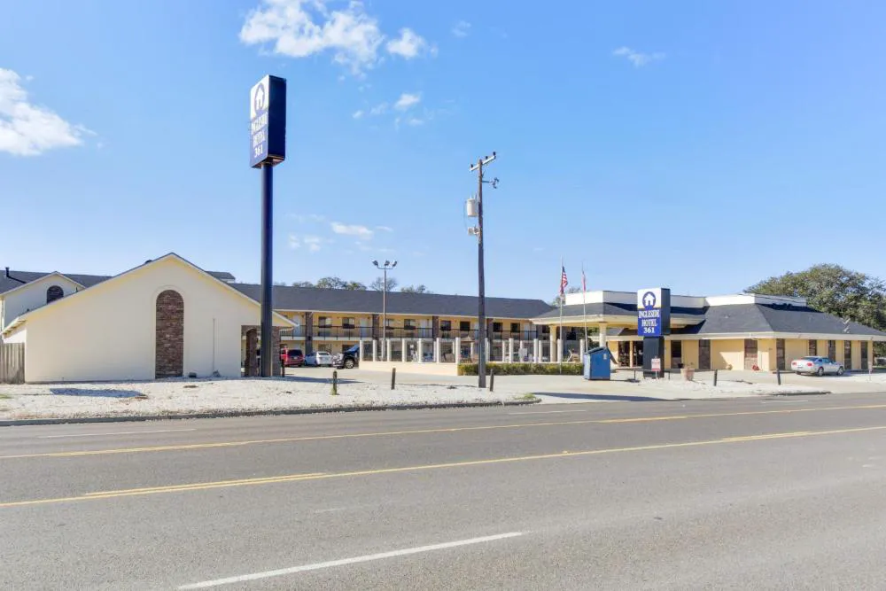 OYO Hotel Ingleside TX hotel hero