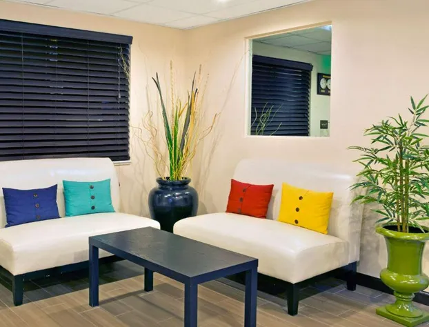 Super 8 by Wyndham Ogden hotel detail image 2