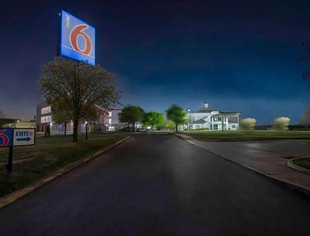 Motel 6 San Antonio, TX - Sea World North hotel detail image 2