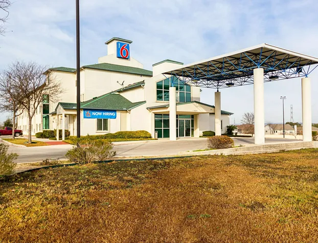 Motel 6 San Antonio, TX - Sea World North hotel detail image 2