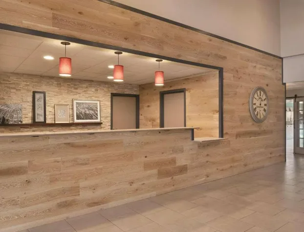 Country Inn & Suites by Radisson, Germantown, WI hotel detail image 2