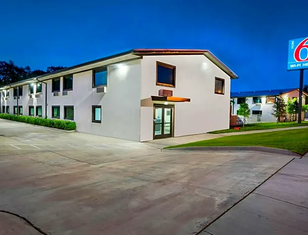 Motel 6 Fort Lauderdale, FL hotel detail image 1