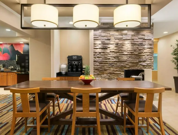 AmeriVu Inn and Suites Grand Forks hotel detail image 2