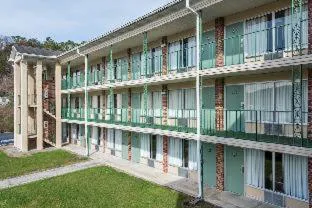 Days Inn by Wyndham Jellico - Tennessee State Line hotel detail image 2