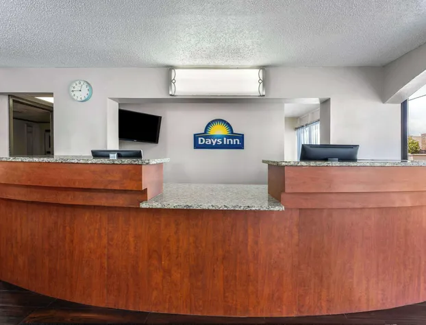 Days Inn by Wyndham Wildwood I-75 hotel detail image 4